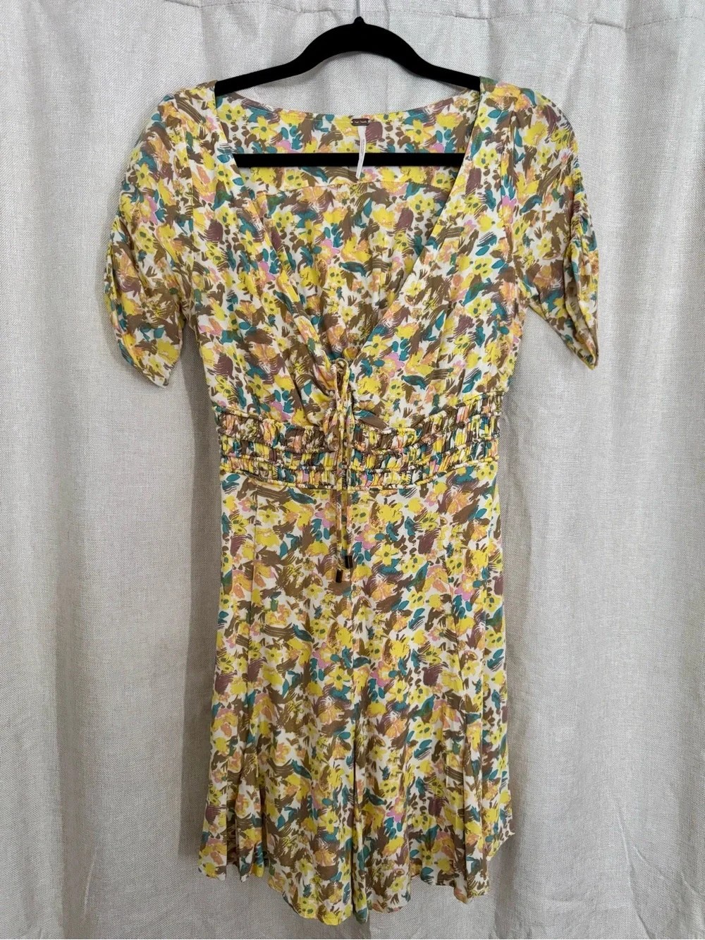 Forget me NOT Yellow Floral V-Neck Short Dress